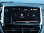 Peugeot 2008 1.2 PureTech Allure Automaat | Parelmoer | Achteruitrij-camera | Apple Carplay & Android Auto | Getinte Achterruit