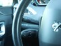 Peugeot 2008 1.2 PureTech Allure Automaat | Parelmoer | Achteruitrij-camera | Apple Carplay & Android Auto | Getinte Achterruit