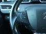 Peugeot 2008 1.2 PureTech Allure Automaat | Parelmoer | Achteruitrij-camera | Apple Carplay & Android Auto | Getinte Achterruit