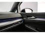 Volkswagen Golf 1.5 eHybrid GTE 272pk DSG Automaat, Panoramadak, Trekhaak, Lederen bekleding, Stoelverwarming, Black style, Achteruitrijcamera, Elektrisch verstelbare stoel, Dodehoeksensor, Adaptief onderstel