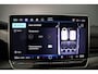 Volkswagen Golf 1.5 eHybrid GTE 272pk DSG Automaat, Panoramadak, Trekhaak, Lederen bekleding, Stoelverwarming, Black style, Achteruitrijcamera, Elektrisch verstelbare stoel, Dodehoeksensor, Adaptief onderstel