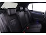 Volkswagen Golf 1.5 eTSI R-Line Edition 150pk DSG Automaat, Panoramadak, Harman Kardon sound, Side assist, Stoelverwarming, Achteruitrijcamera, Adaptive cruise control