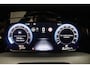 Volkswagen Golf 1.5 eTSI R-Line Edition 150pk DSG Automaat, Panoramadak, Harman Kardon sound, Side assist, Stoelverwarming, Achteruitrijcamera, Adaptive cruise control