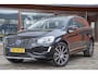 Volvo XC60 2.4 D4 R-DESIGN / TREKHAAK / PANO