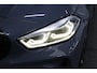 BMW 1-Serie M135i xDrive M-PERFORMANCE/LED/VIRTUAL/SFEER/PANO/ALCANTARA+S.VERWARMING/LMV/CRUISE/ECC/12 MND GARANTIE!