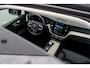 Volvo XC60 2.0 B4 D Inscription | Panoramadak | Lederen bekleding | Keyless Drive | Adaptieve Cruise control | Electrisch verstelbare Stoel |
