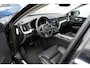 Volvo XC60 2.0 B4 D Inscription | Panoramadak | Lederen bekleding | Keyless Drive | Adaptieve Cruise control | Electrisch verstelbare Stoel |