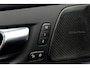 Volvo XC60 2.0 B4 D Inscription | Panoramadak | Lederen bekleding | Keyless Drive | Adaptieve Cruise control | Electrisch verstelbare Stoel |