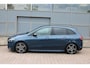 Mercedes-Benz B-klasse 180 Business Solution AMG l Navigatie l Trekhaak l AMG-Pakket