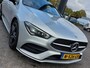 Mercedes-Benz CLA Shooting Brake 180 136pk Business Solution AMG | Navi | Apple Carplay+Android Auto | Elek.Stoel.Verstel+Geheugen | Stoelverwarming | Panorama Schuifdak | Keyless Entry | Pdc V+A+Assist+Camera | 18''lm