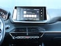 Peugeot 2008 1.2 PureTech Allure Pack Automaat | Parkeersensoren Achter | Navigatie | Apple Carplay & Android Auto