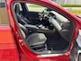 Mercedes-Benz A-klasse A 180 Business Solution AMG | NL Auto | Sfeerverlichting | Burmester | Pano | Memory | Stoelverwarming | Camera |