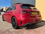 Mercedes-Benz A-klasse A 180 Business Solution AMG | NL Auto | Sfeerverlichting | Burmester | Pano | Memory | Stoelverwarming | Camera |