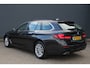 BMW 5-Serie Touring 520i Business Edition Plus Laser Stoelverwarming Leder CarPlay NAP
