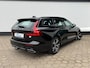 Volvo V60 T8 Recharge AWD R-Design H+K l TREKHAAK l NIEUWSTAAT!
