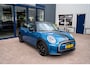 MINI Cooper 1.5 Classic | Prijs rijklaar incl. 12 mnd garantie | Lmv Navi Camera Pdc Apple/Android Stoelverw