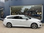 Peugeot 308 SW 1.2 Turbo 130 PK Allure | Trekhaak 1250KG | AGR Stoel | Navigatie | Full LED Verlichting | Keyless entry/start | Achteruitcamera | Stoelverwarming | Cruise control | Draadloos apple carplay/android auto.