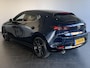 Mazda 3 2.0 e-SkyActiv-X M Hybrid 180 Luxury | NAVIGATIE | ADAPTIVE CRUISECONTROL | ACHTERUITRIJCAMERA | PARKEERSENSOREN VOOR-/ACHTER | STOEL-/STUURVERWARMING | VOL LEDER