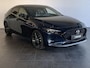 Mazda 3 2.0 e-SkyActiv-X M Hybrid 180 Luxury | NAVIGATIE | ADAPTIVE CRUISECONTROL | ACHTERUITRIJCAMERA | PARKEERSENSOREN VOOR-/ACHTER | STOEL-/STUURVERWARMING | VOL LEDER