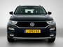 Volkswagen T-Roc 1.5 TSI Style | 150 PK | Trekhaak | Navigatie | All Season Banden | Parkeersensoren | Airco |