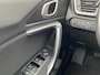 Kia Ceed Sportswagon 1.5 T-GDi DynamicLine / NL-Auto / 160 PK / 1e-Eigenaar / Trekhaak / Cruise-Control / Climate-Control / Apple-Carplay & Android-Auto / Armsteun-Voor / DAB Radio-Bluetooth / Navi / PDC-Achter met Camera /  16'' LMV / ENZ.