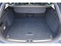 Volvo V60 2.0 T6 Plug-in hybrid AWD Plus Dark | Elektr. bedienbaar schuif-\-kanteldak | Adaptive Cruise Control | Extra getint glas | 360 Camera | Stoelverwarming voor + achter | Verwarmd stuurwiel | Elektr. verwarmde voorruit | Trekhaak | Harman kardon audio | Elektr. verstelbare voorstoelen incl. geheugen | Sportstoelen | 18" velgen |