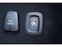 Volvo V60 2.0 T6 Plug-in hybrid AWD Plus Dark | Elektr. bedienbaar schuif-\-kanteldak | Adaptive Cruise Control | Extra getint glas | 360 Camera | Stoelverwarming voor + achter | Verwarmd stuurwiel | Elektr. verwarmde voorruit | Trekhaak | Harman kardon audio | Elektr. verstelbare voorstoelen incl. geheugen | Sportstoelen | 18" velgen |