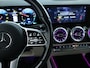 Mercedes-Benz GLA 250e Luxury Line | Night pakket | Panorama schuif/kanteldak | Trekhaak | MultiBeam Led | Beige Lederlook | Parkeer pakket met camera | Sfeerverlichting | Inclusief 24 maanden MB Certified garantie voor Europa.
