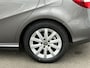Mercedes-Benz B-klasse 180 Ambition LED | Navi | Cruise | Camera | Airco | Parkeersensoren | Hoge zit | Automaat !!