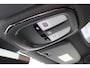 Volvo EC40 RECHARGE PLUS ELECTRIC | All Season banden | 20-Inch Lichtmetalen velgen | Verwarmbaar Stuurwiel | Verwarmbare Voorstoelen | Google Maps Navigatie | Panoramadak | Draadloos Opladen | Adaptive Cruise Control | Keyless Entry