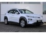 Hyundai Kona Electric 204pk EV Comfort 64 kWh | SoH 96% | Climate Control | Cruise Control | Camera | Navigatie | Bluetooth