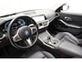 BMW 3-Serie Touring 330e xDrive High Executive Sport [ Panorama HUD Camera ACC Stoelverwarming v+a ]