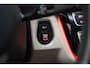 BMW 3-Serie 318i M Sport Aut. [ Schuifdak Leder Navi prof. Stoelverwarming ]