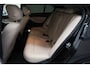 BMW 3-Serie 318i M Sport Aut. [ Schuifdak Leder Navi prof. Stoelverwarming ]