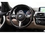 BMW 3-Serie 318i M Sport Aut. [ Schuifdak Leder Navi prof. Stoelverwarming ]