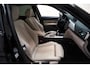 BMW 3-Serie 318i M Sport Aut. [ Schuifdak Leder Navi prof. Stoelverwarming ]
