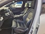 Volvo XC60 2.0 T8 Twin Engine AWD R-Design PANO | Luchtvering | Harman Kardon
