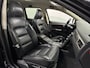 Volvo XC70 2.4 D5 Kinetic - Airco / Trekhaak / Parksens. achter