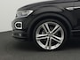 Volkswagen T-Roc 1.5 TSI 150 pk DSG Sport Business R | Panoramadak | Achteruitrijcamera | Adaptive Cruise | LED koplampen | Keyless | 20 inch