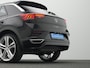 Volkswagen T-Roc 1.5 TSI 150 pk DSG Sport Business R | Panoramadak | Achteruitrijcamera | Adaptive Cruise | LED koplampen | Keyless | 20 inch