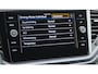 Volkswagen T-Roc 1.5 TSI 150pk DSG United Virtual Cockpit Trekhaak LED 18inch LM Adaptive Cruise *Zeer Nette T-Roc* 53698km!