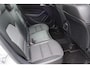 Mercedes-Benz B-klasse 200 d Business Solution AMG Stoelverwarming, Camera, Navigatie, Airco, Cruise control