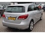 Mercedes-Benz B-klasse 200 d Business Solution AMG Stoelverwarming, Camera, Navigatie, Airco, Cruise control