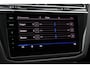 Volkswagen Tiguan 1.5 TSI R-Line | Pano | Trekhaak | Head-up |