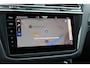 Volkswagen Tiguan 1.5 TSI R-Line | Pano | Trekhaak | Head-up |