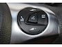 Ford Transit 290 2.0-105pk TDCI L2H2 Ambiente. Compleet ingerichte Ford Transit ! Camera, pdc v+a, airco, ladder achterd., opstaptrede met trekhaak, imperiaal met ladder, omvormer naar 220V, etc etc.