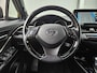 Toyota C-HR 1.8 Hybrid Style Premium pack | All Season Banden | 1e Eigenaar en volledig dealeronderhouden |