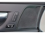 Volvo XC60 Recharge T8 AWD Inscription - Luchtvering - Panorama/schuifdak - IntelliSafe Assist & Surround - 360º Camera - Harman/Kardon audio - Adaptieve LED koplampen - Verwarmde voorstoelen & stuur - Parkeersensoren voor & achter - Elektr. bedienb. voorstoelen met geheugen - Head up display - Standkachel - Extra getint glas - Elektr. inklapbare trekhaak - 20' LMV