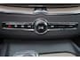 Volvo XC60 Recharge T8 AWD Inscription - Luchtvering - Panorama/schuifdak - IntelliSafe Assist & Surround - 360º Camera - Harman/Kardon audio - Adaptieve LED koplampen - Verwarmde voorstoelen & stuur - Parkeersensoren voor & achter - Elektr. bedienb. voorstoelen met geheugen - Head up display - Standkachel - Extra getint glas - Elektr. inklapbare trekhaak - 20' LMV