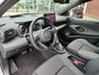 Toyota Yaris 1.5 Hybrid EXECUTIVE PANODAK HEAD-UP STOELVERW BLIND SPOT NAVI 17'' LM-VELGEN 4S-BANDEN PARK-SENSOREN CAMERA APPLE/ANDROID BLUETOOTH AD-CRUISE CLIMA